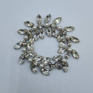 Vtg Kirk's Folly Signed Rare Rhinestone & Faux Pearl Bracelet Silver-tone White